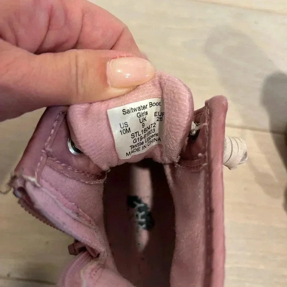 Sperry pink duct boots GUC Size 10